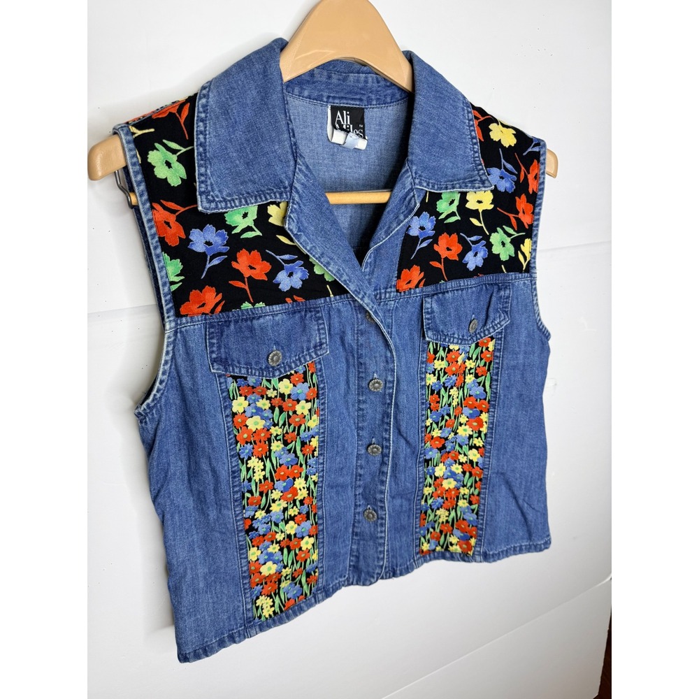 Ali Miles Denim Jean Vest M Floral Patchwork Collar Button 90s Hippie Artsy Boho